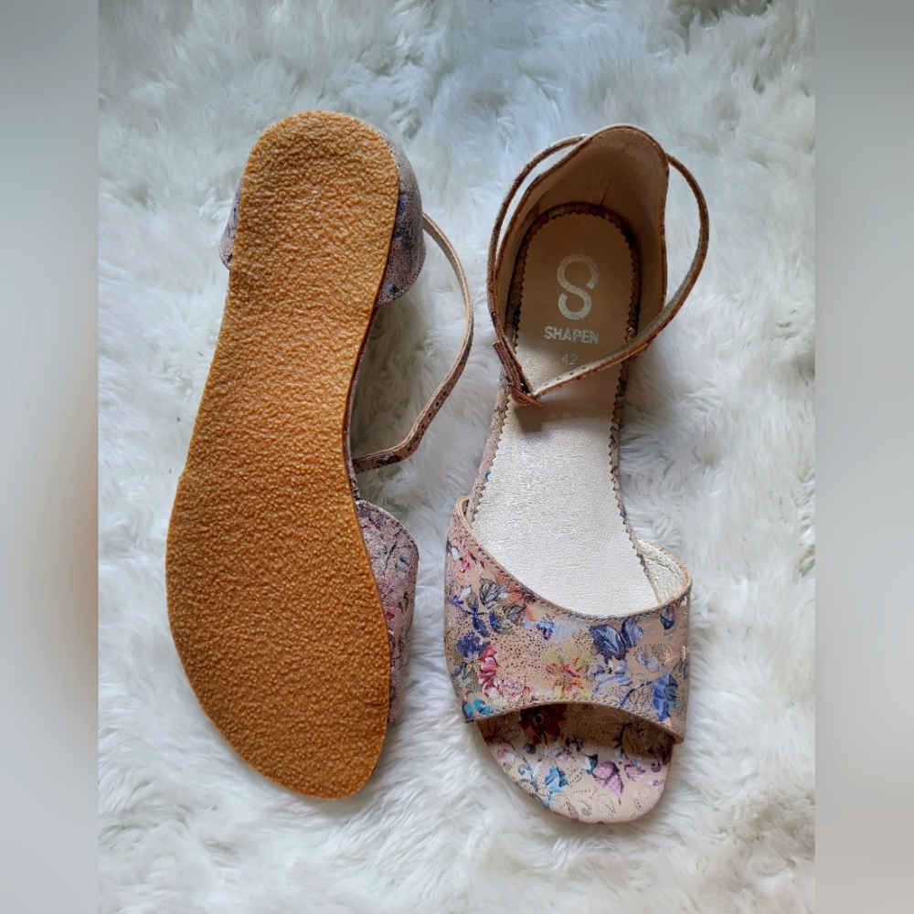 Shapen flowers barefoot flat ballerina size 42 size 11